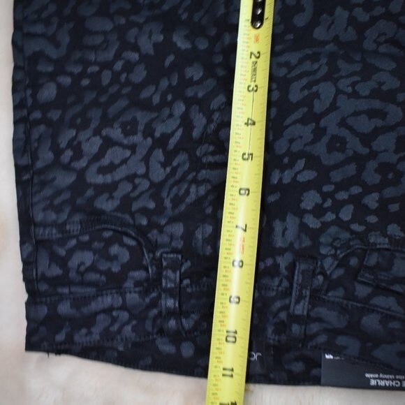 Joe’s Jeans The Charlie High Rise Skinny Jeans Black Cheetah Print Size 25 - Picture 5 of 11
